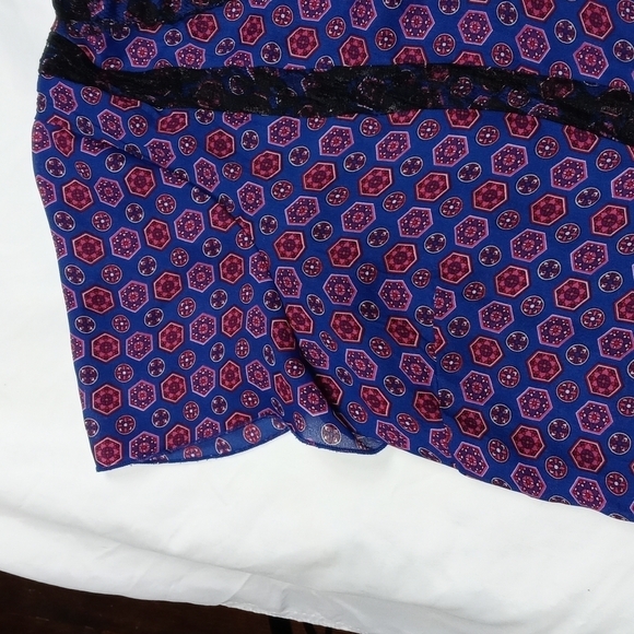 NY Collection Womens plus sized button down blouse - Picture 5 of 10